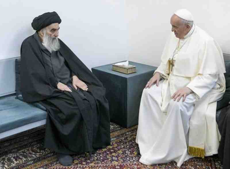 Papa Francisco se reunió con máxima autoridad chiita