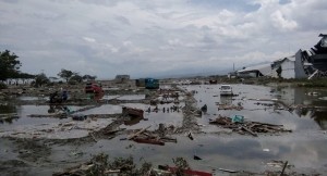 Aumenta la cifra de víctimas por el terremoto y el tsunami