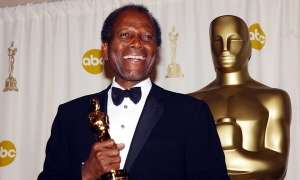 Ha muerto Sidney Poitier, el primer actor afroamericano que ganó un Oscar