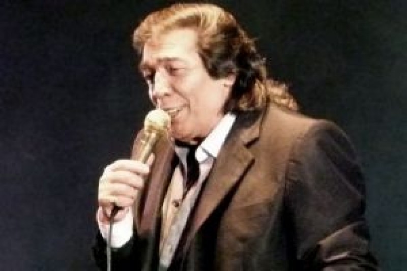 Falleció el popular cantante Cacho Castaña