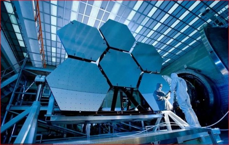 Se retrasa el lanzamiento del telescopio espacial James Webb