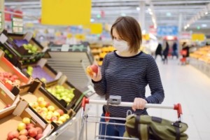 Será obligatorio el uso de tapabocas en supermercados