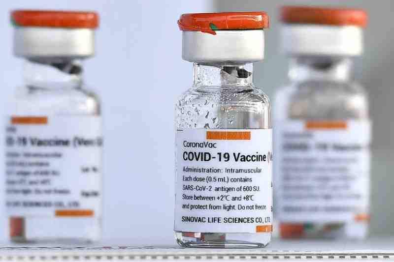Comienza vacunación para personas entre 55 y 59 años