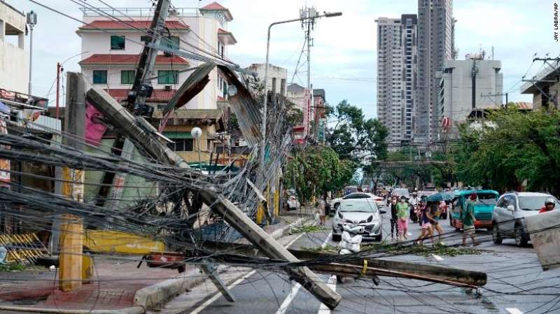 Tifón Rai en Filipinas causa 375 muertos