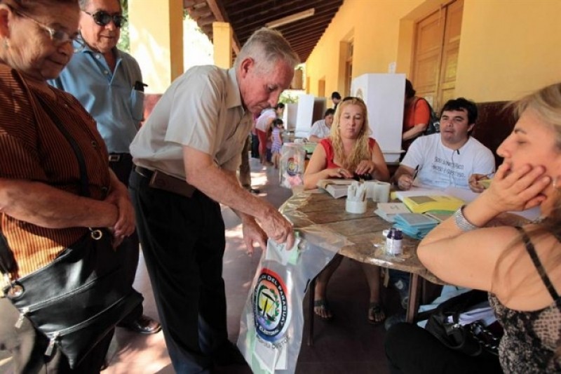 Mario Abdo Benítez es el nuevo presidente de Paraguay