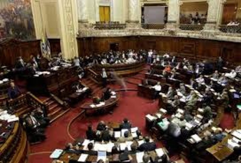 Comisión de Legislación aprueba debates obligatorios para el balotaje