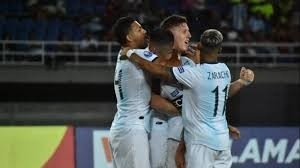 Argentina superó a Uruguay 3-2
