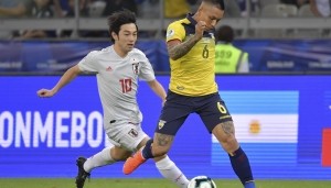 Ecuador y Japón empataron 1-1 y clasificaron a Paraguay