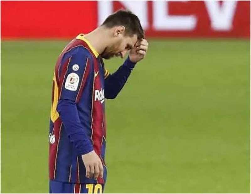 Messi no pudo renovar contrato con el Barcelona