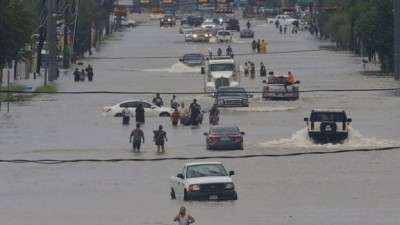 El huracán Harvey deja 8 muertos y 30.000 evacuados